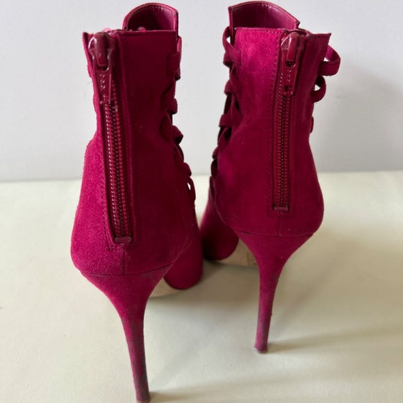 Maroon boots - Picture 3 of 4